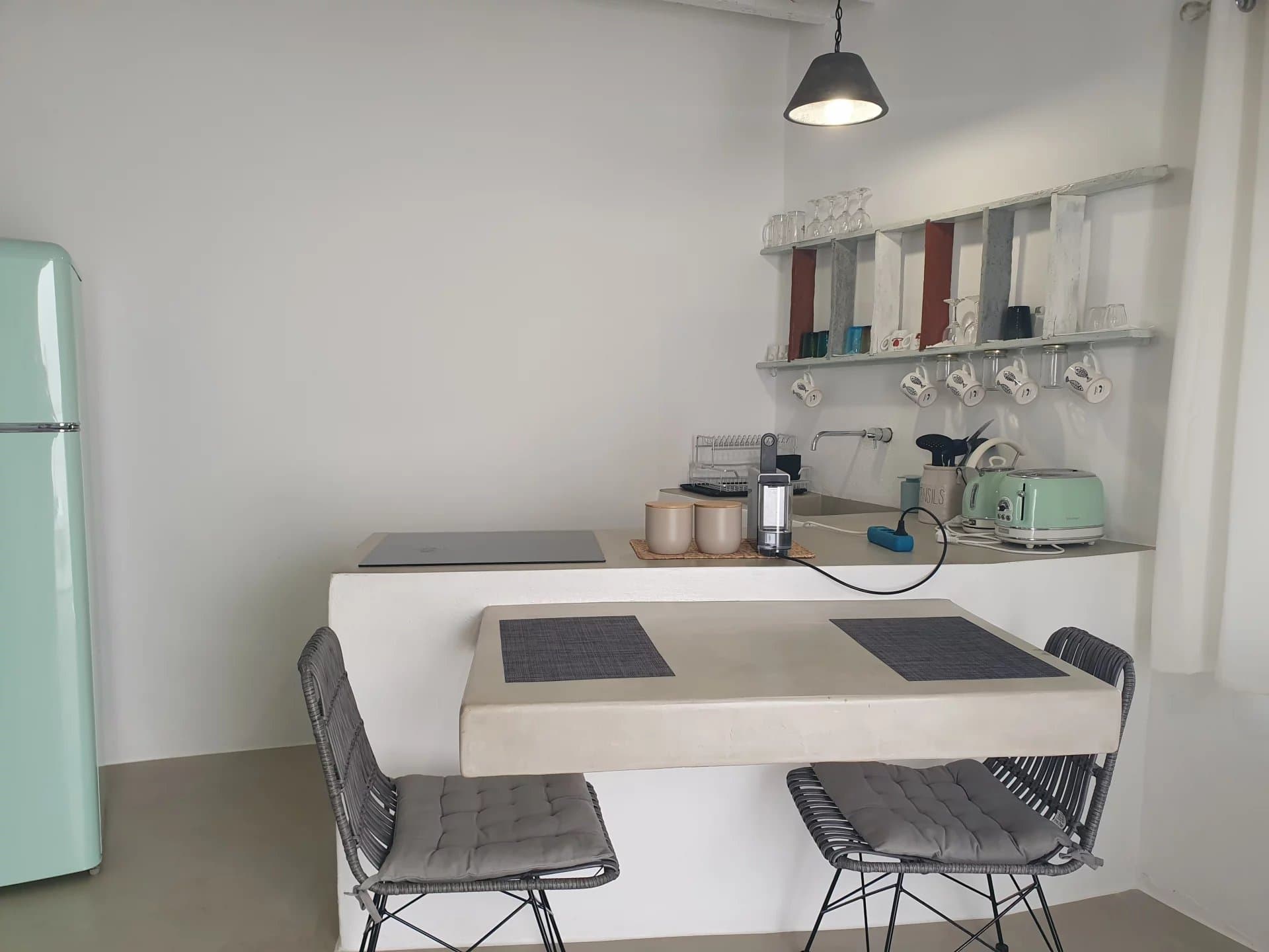 Characterful Cycladic House in Marmara, Paros – Authentic Charm & Private Courtyard - Image 4