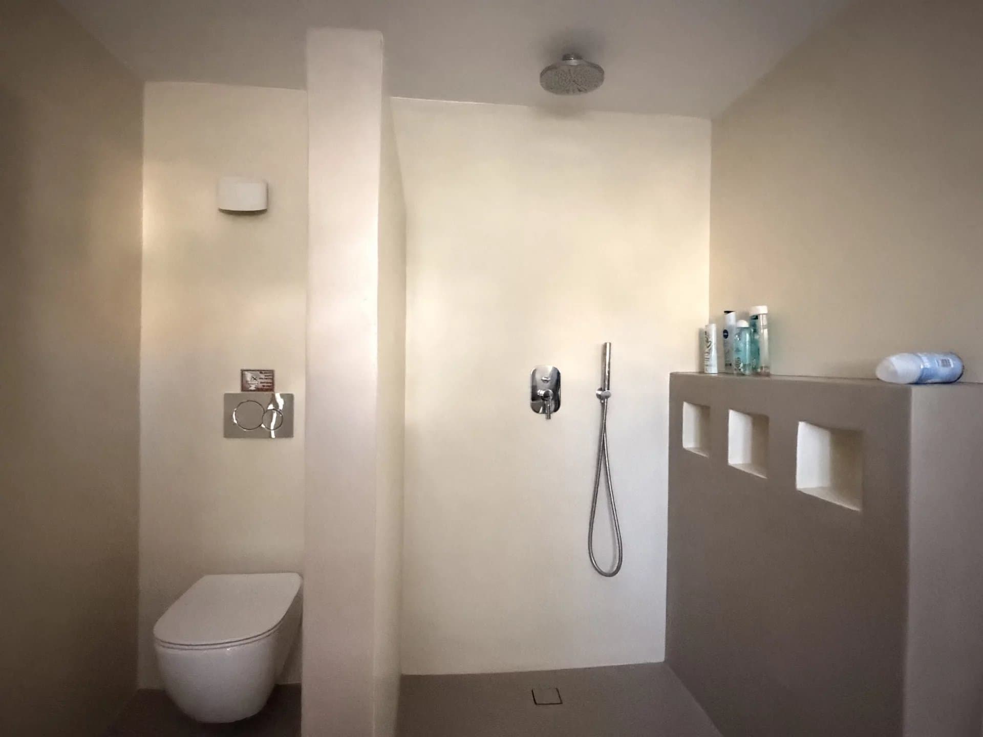 Individual House in Kalami, Paros – Sea Views, Private Garden, Garage & Guest Studio - Image 27