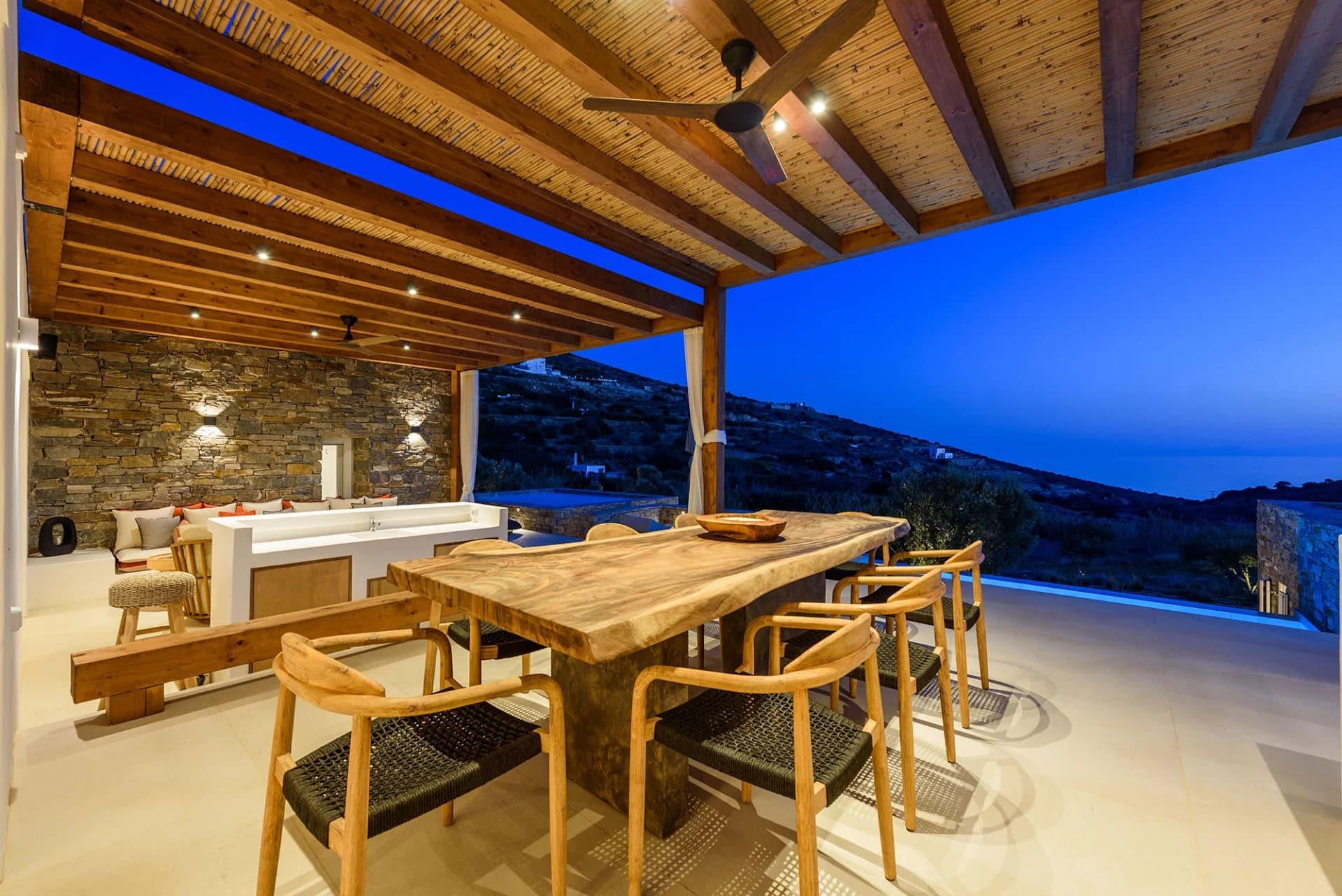 Brand-new luxury villa with pool & sea view – Faragas, Paros - Image 37