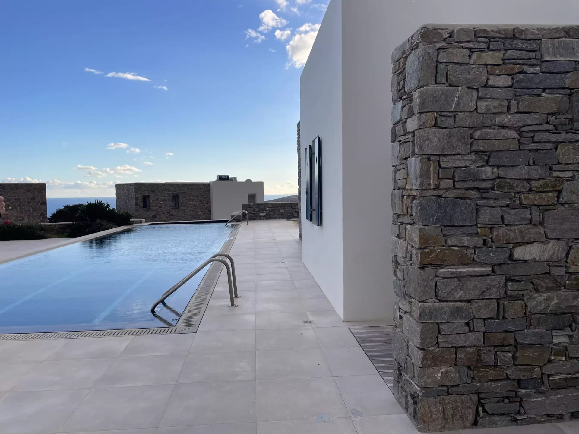 Charming Sea-View Maisonette in Aspro Chorio, Paros - Image 1