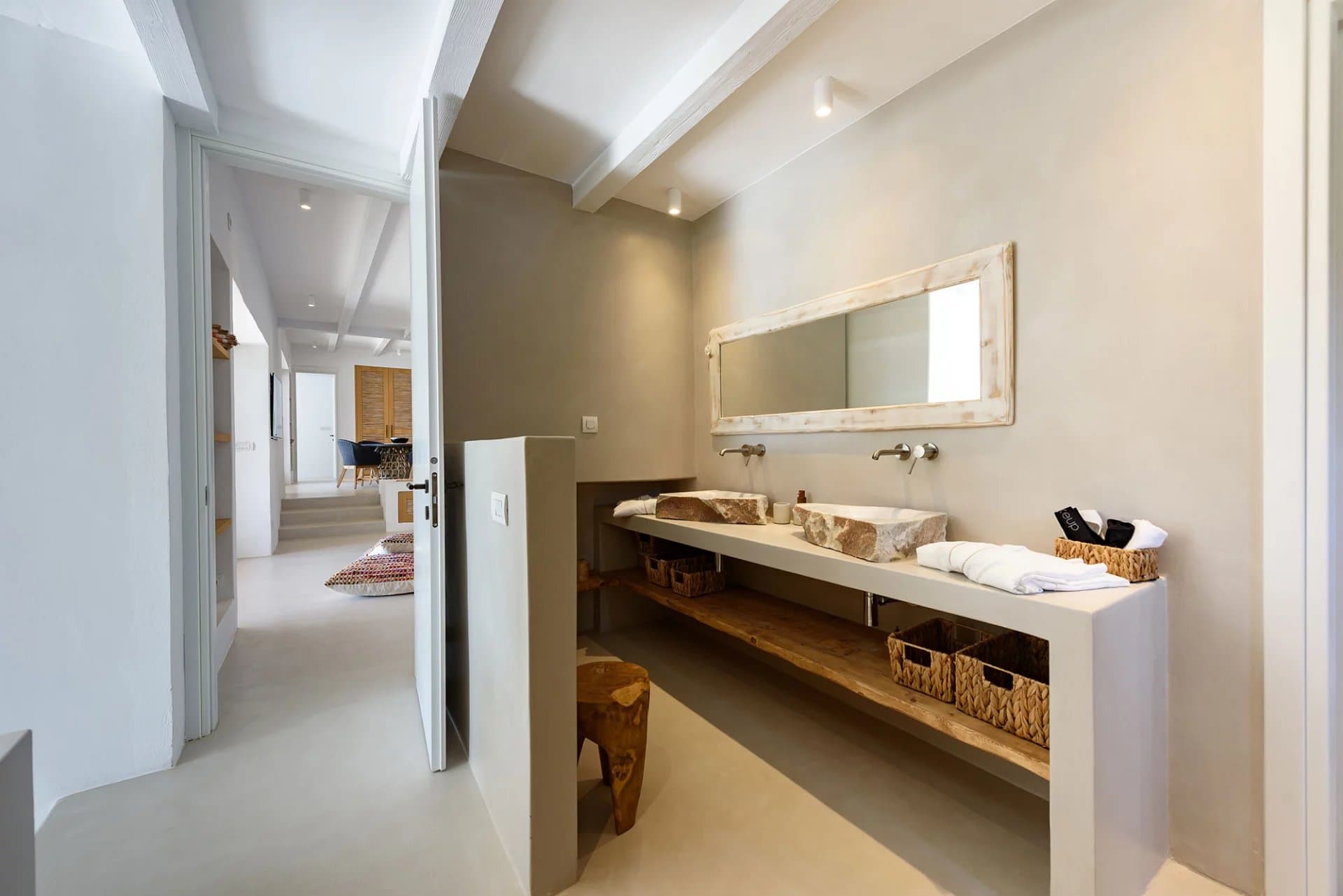 Brand-new luxury villa with pool & sea view – Faragas, Paros - Image 26