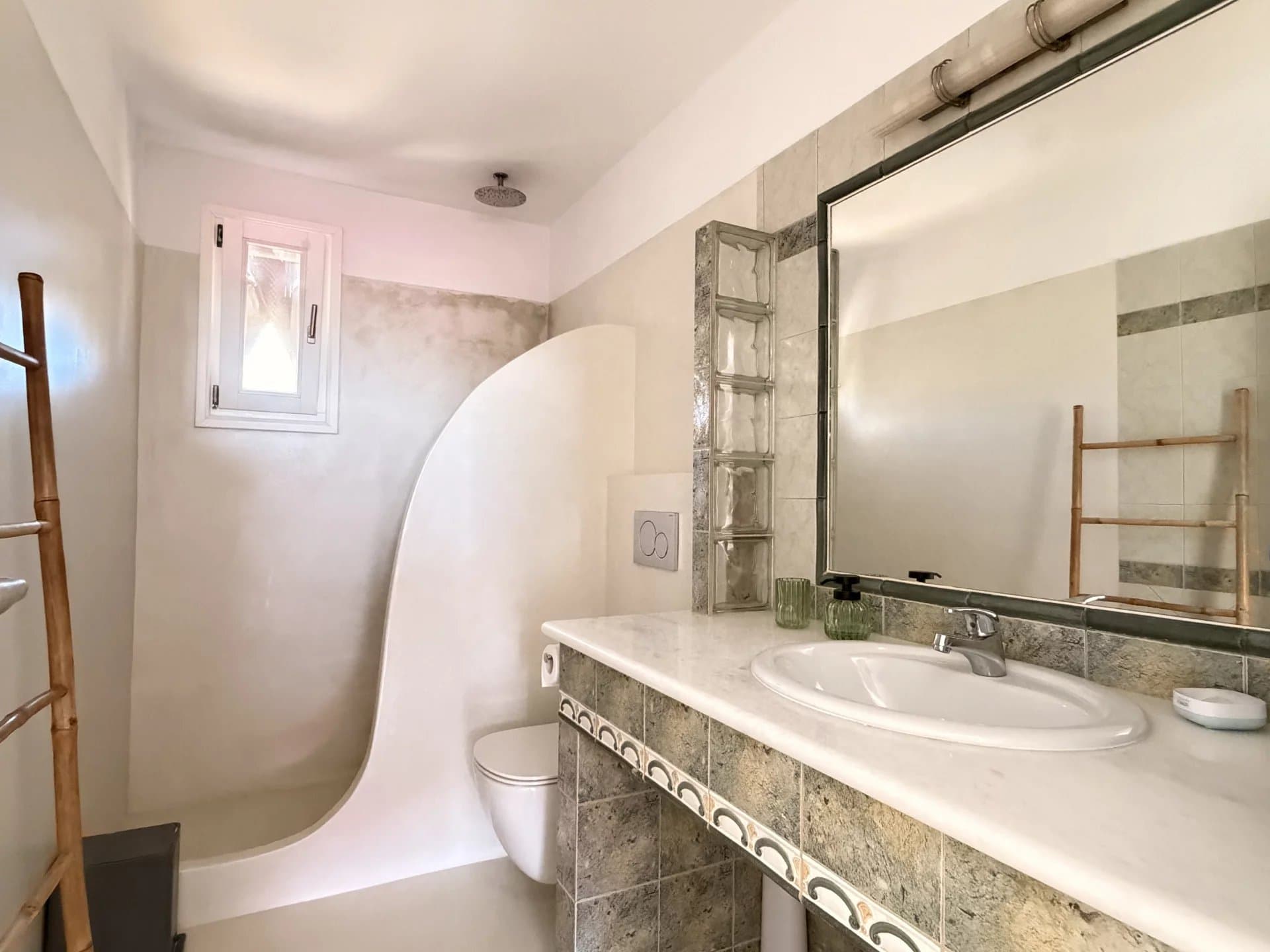 Individual House in Kalami, Paros – Sea Views, Private Garden, Garage & Guest Studio - Image 21