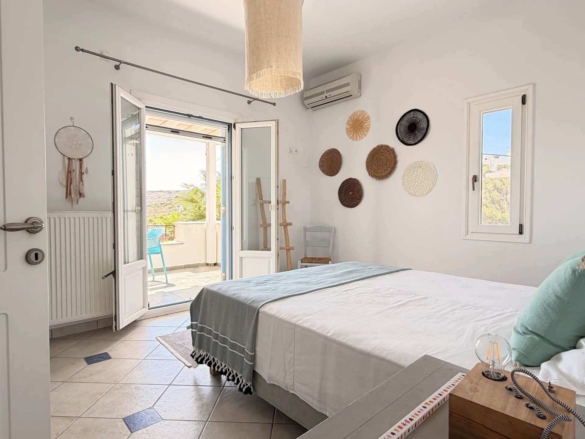 Individual House in Kalami, Paros – Sea Views, Private Garden, Garage & Guest Studio - Image 15