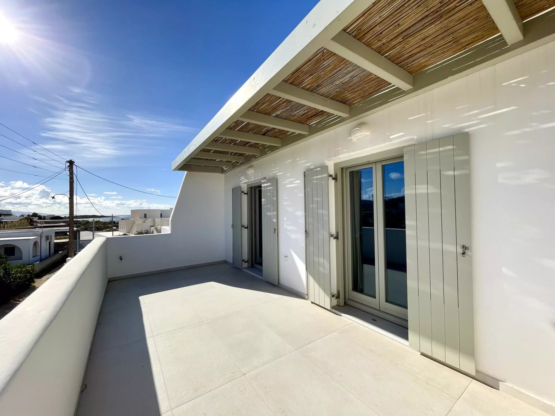 Elegant Coastal Home for Sale in Piso Aliki – Just Steps from the Sea – Paros - Image 14