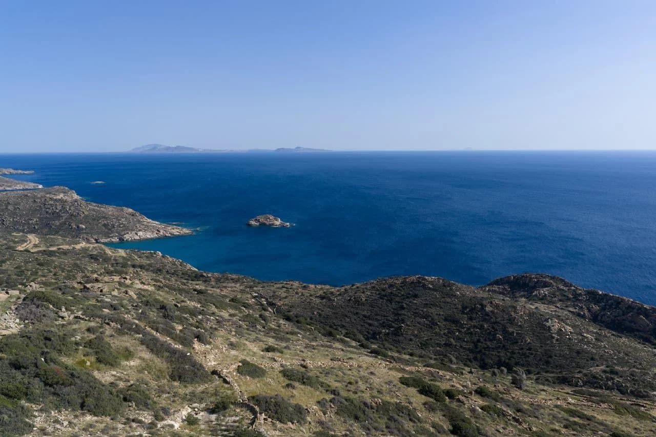 Panoramic Sea View Plot for Sale in Mersini, Ios – Development Opportunity - Image 4